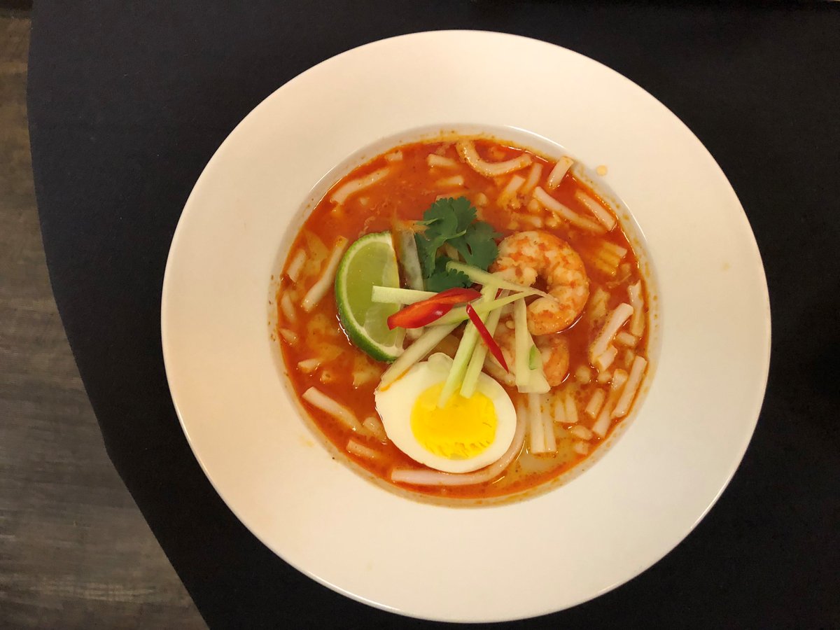 teambuildwtaste's tweet photo. We hosted a great international marketing team from @shawfloors last week for a foraging, cooking and team building event here in Atlanta. The Asian team won with a tasty whole steamed fish and Malaysian Laksa soup. https://t.co/Fvng6zIeH7
