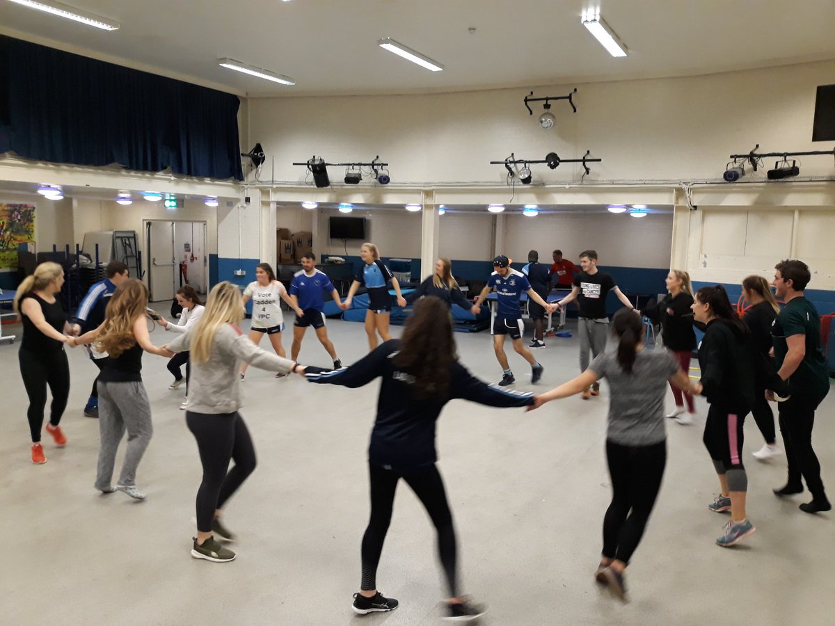 simmsladiesgaa's tweet photo. Irish dancing with @stmarysmensgaa #SimmsFamily #simmsgaa #clicsargent #younglivesvscancer @CLICSargent https://t.co/SmQyIEKozP