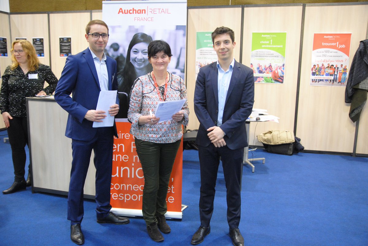 ESSEC_PGC's tweet photo. Aujourd'hui, les équipes de #AuchanRetailFrance sont venus voir les étudiants de l'ESSEC pour le #campusESSEC https://t.co/l4MbQoTzVv