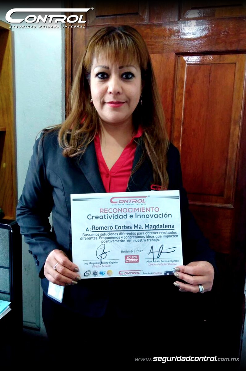 segcontrol's tweet image. Nuestra Colaboradora Magdalena, de Mission Hills, fue reconocida como Héroe Control. ¡Felicidades! #YoSoyControl #HéroesControl