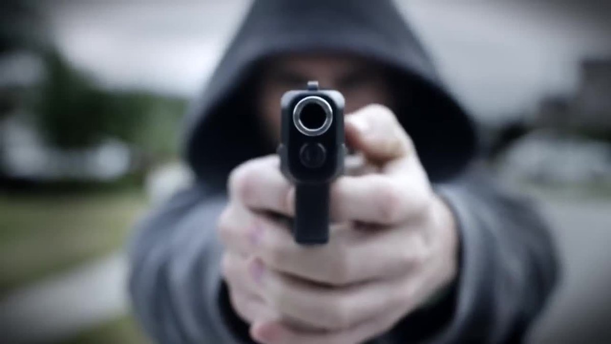 Anti-sanctuary cities ad shows illegal immigrant gunning down white woman bit.ly/2DOnIMj https://t.co/owgXHmpBwa