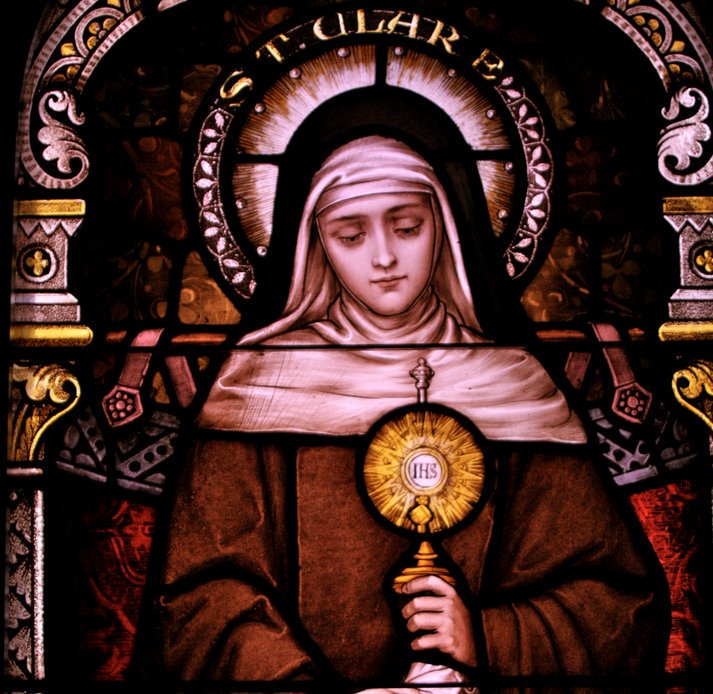 Santa_Palabra's tweet photo. “Jesús derramará sobre ti sus bendiciones y será tu defensor, tu consolador, tu redentor y tu recompensa en la eternidad". Santa Clara https://t.co/61GZZr53SW