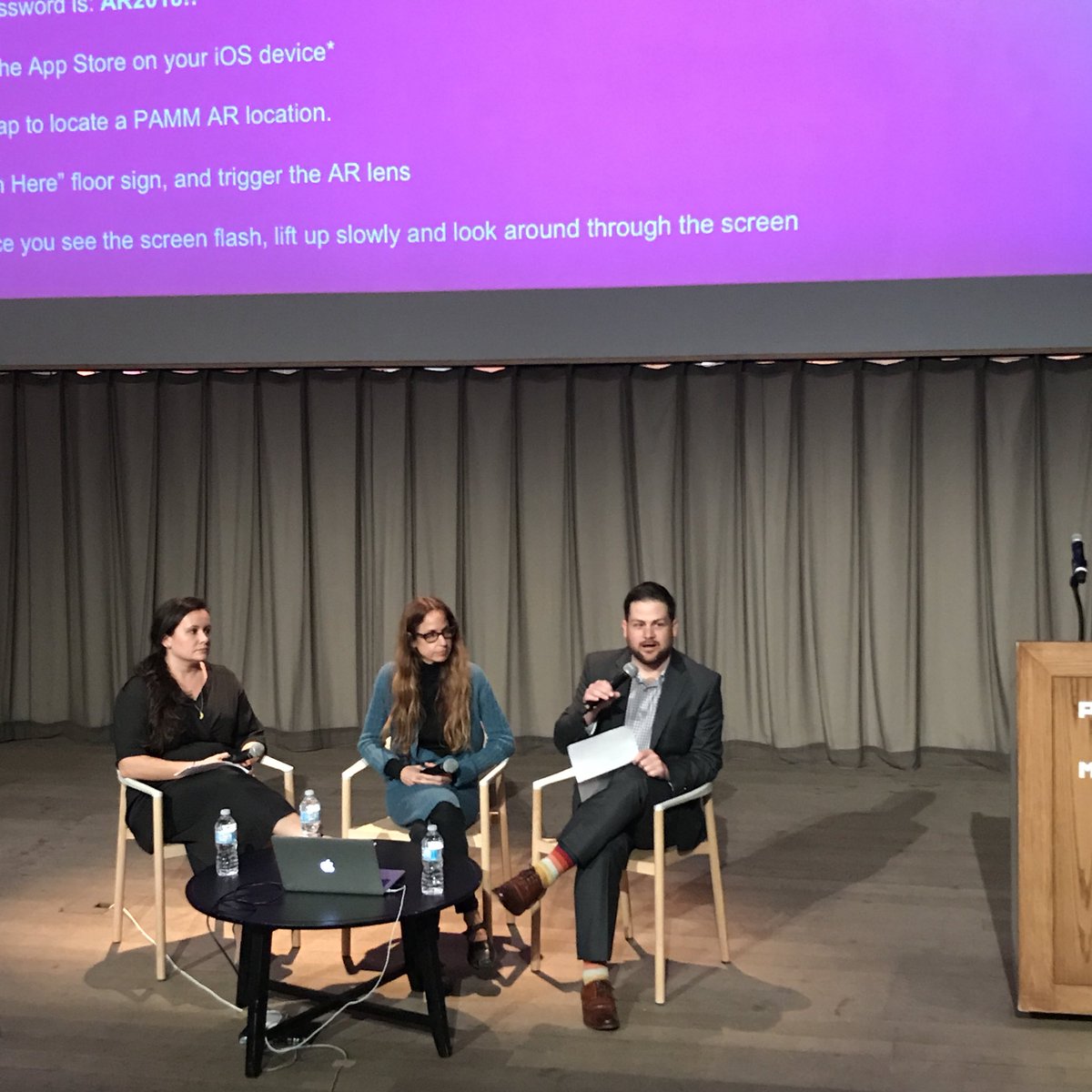 Museums are a respite, but how can we integrate technology in a thoughtful way? - <a href="/heychrisbarr/">Chris Barr</a> kicks off panel <a href="/pamm/">Pérez Art Museum Miami</a> on new #AR exhibit