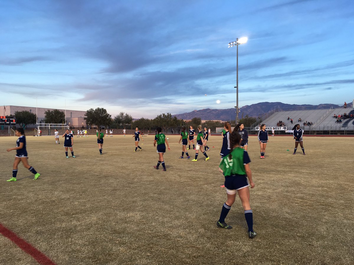 DanielGaona13's tweet photo. Fifteenth-seeded @willowkickinit is in the state tournament for the fourth year in a row. Leading the way is junior Allison Veloz, who has knocked in a whopping 39 goals. #westvalleypreps https://t.co/RWLbNWQdVp