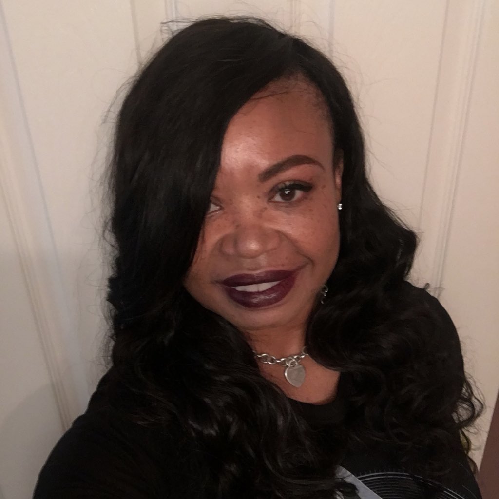 Editor_Lisa's tweet image. #NewProfilePic