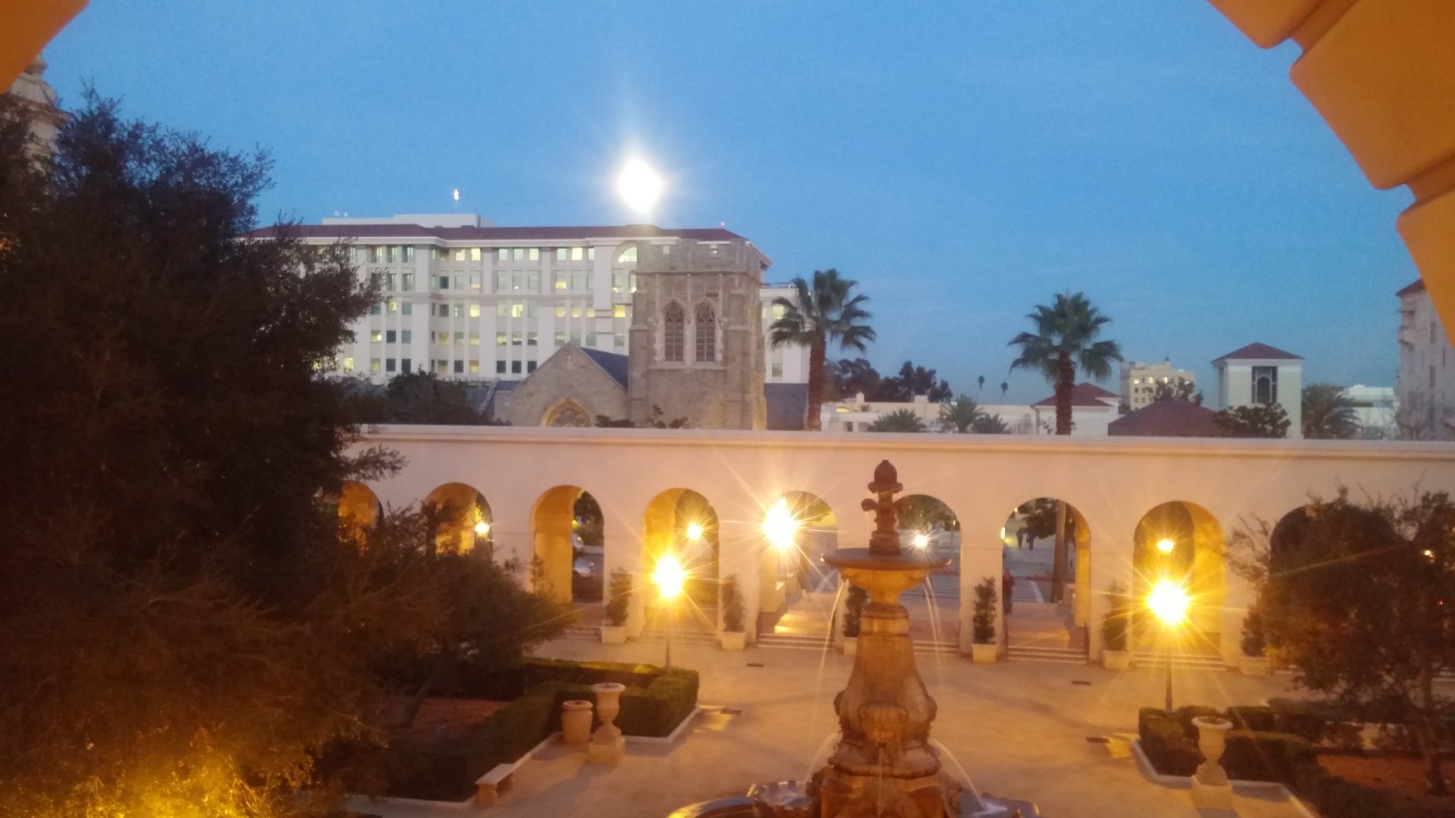 city-of-pasadena-on-twitter-superbluebloodmoon-begins-its-rise-in