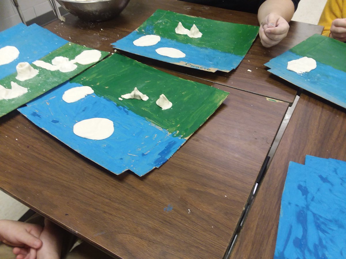 EMMS_McDowell's tweet image. Science time. Using salt dough to create land formations. #lesstalkingmoredoing #learningbycreating #science @McDowell590 @laneharriger1