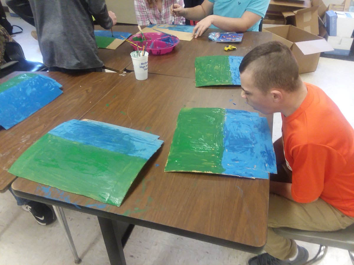 EMMS_McDowell's tweet image. Science time. Using salt dough to create land formations. #lesstalkingmoredoing #learningbycreating #science @McDowell590 @laneharriger1