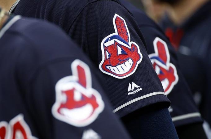 AM800CKLW's tweet image. NEWSPOLL: They're getting rid of the 'Chief Wahoo' logo. Should the Cleveland Indians also change the team's name? Vote here ow.ly/twb430i5lax