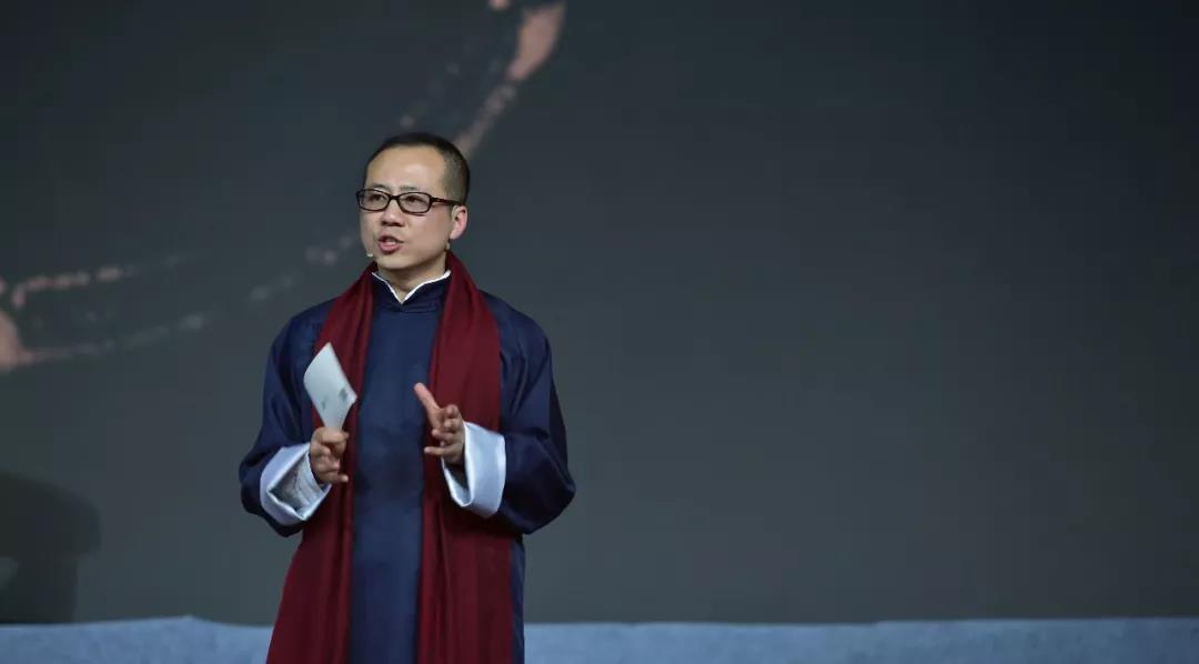 HujiangEdTech's tweet photo. “#Entrepreneurs should be equipped with ‘#ambition’ and ‘#creativity’ to push forward the social progress. They are active ‘cells’ in the society as they know how to use limited scarce resources to make things happen,” said Arnold Fu, founder, chairman and CEO of #HujiangEdTech. https://t.co/aSx8imR51t