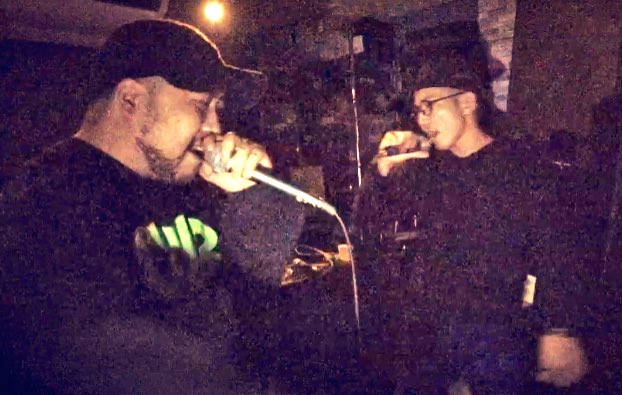 syungaa's tweet photo. #BOOTY with #脳発火 #DJPICO
event: #SOUTHGHETTO
#STREETJOINT Part.4 release party
#BEETZLIBRARY #BROKENWORDS
#hiphop #street #MC #rappe r
#親不孝通り #livedinfo
movie
https://t.co/ovm4NBhyf1 https://t.co/3bKY6zZ9Y1