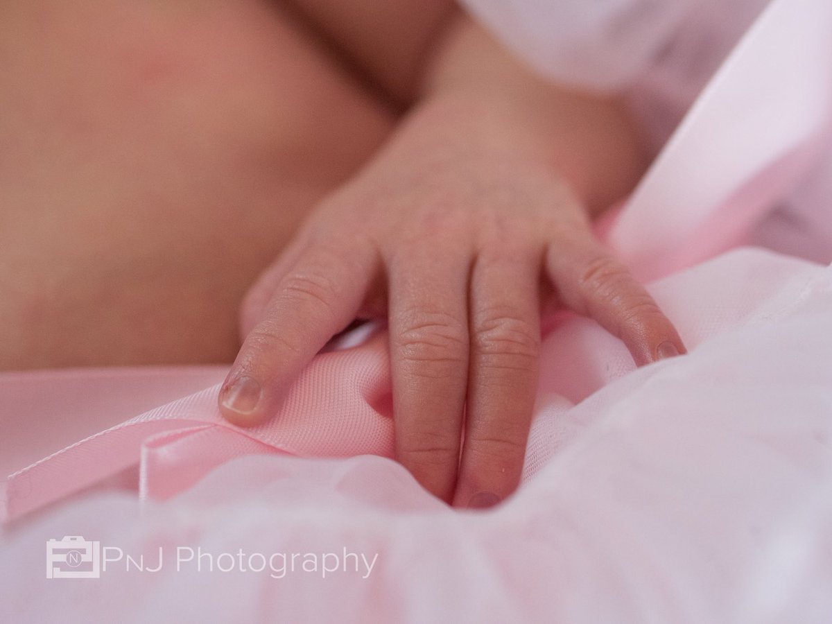 PhotographyPNJ's tweet photo. Pretty in pink 🎀 #newbornphotography #babygirl #littleprincess #newbornphotos #princess #newbornphotography https://t.co/5rOpOv1jbh