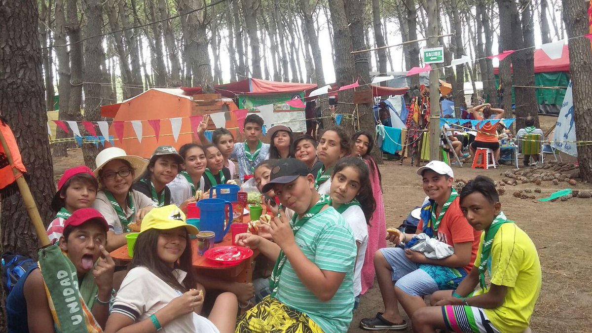 maraayala77's tweet photo. Unidad scout guarguazu. En Necochea #campamento de especialidades. https://t.co/TJxZmCKZbg