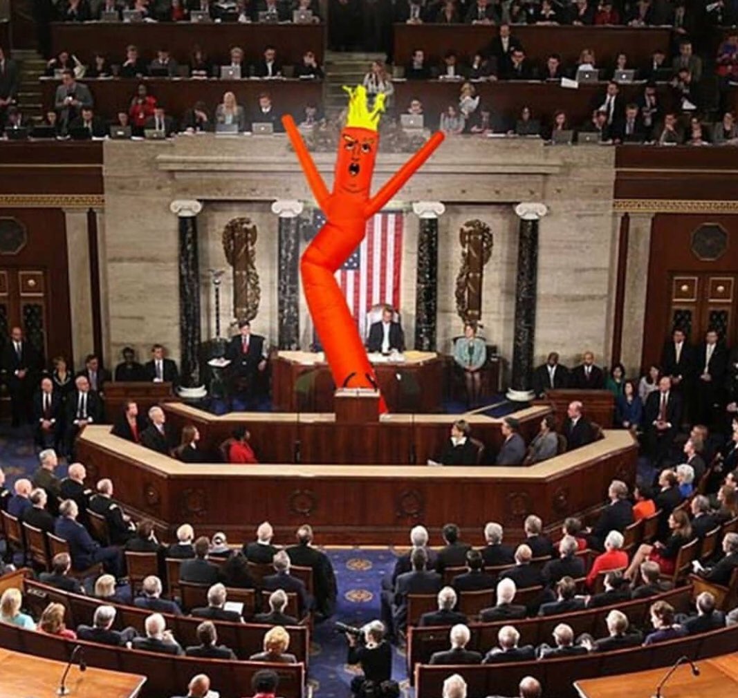 StopTrump2020's tweet photo. #clowninchief https://t.co/huIpS1Eylc