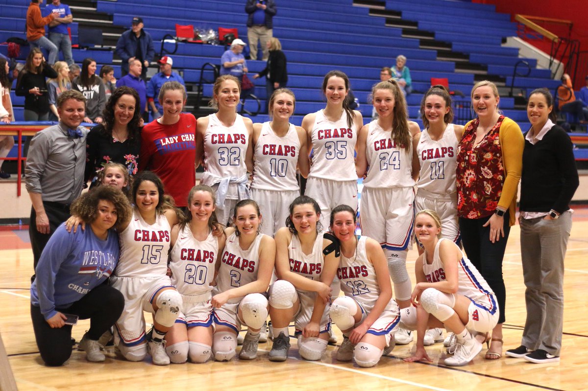 For the 1st time in 14 seasons, <a href="/WestlakeWBB/">Westlake Girls Basketball</a> secures outright district championship. #CutDownTheNets #GoChaps
