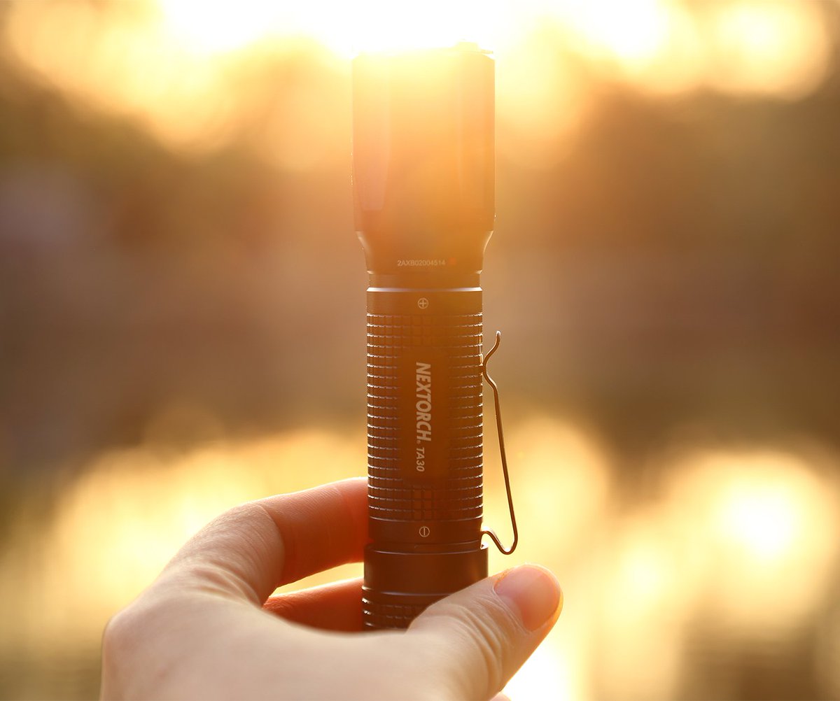 nextorchlight's tweet photo. Not only can use #TA30 as a powerful #tactical #flashlight for #heavyduty, but a great #EDC #light with you from #onduty to #offduty.😎🌞
FYI: https://t.co/qnrXbaUrWr
#Nextorch #tacticalgear #strobe #lawenforcement #military #police #outdoors #pocketdump #pewpew #defense #tool https://t.co/0aUy6V9RGw