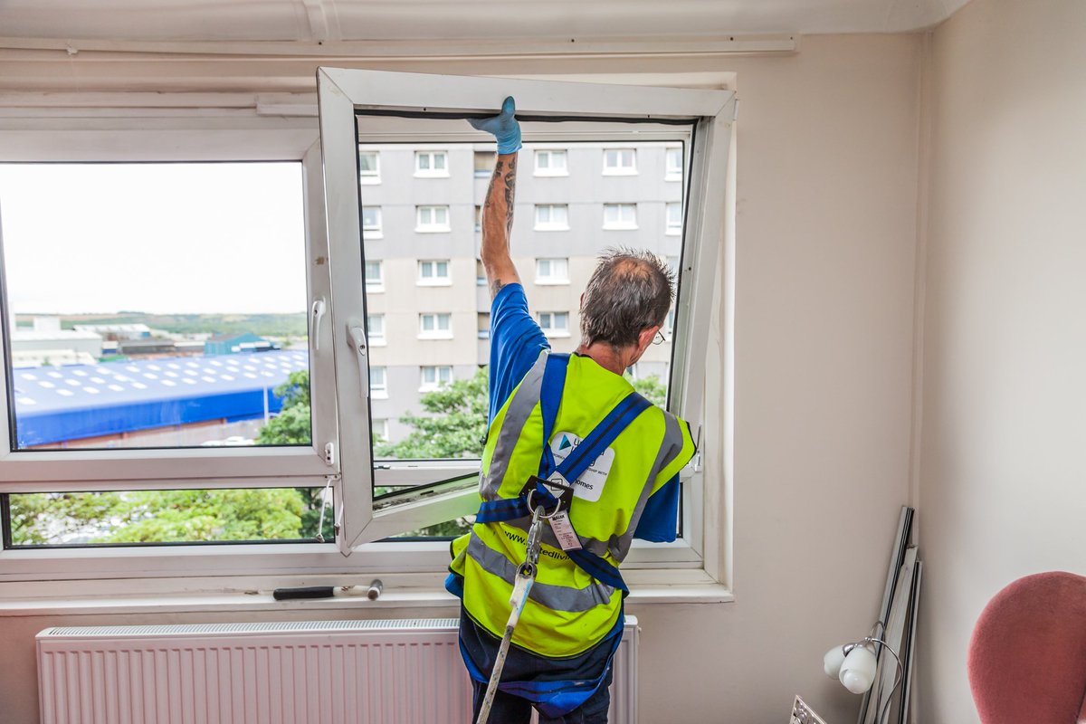 Working with <a href="/ongohomes/">ongo Homes</a>   <a href="/milamaintenance/">Mila Maintenance</a>   refurbished 20 year old tilt and turn windows in 3 high-rise blocks, introducing new thermally efficient glass, easy to operate hardware and safety restrictors to raise levels of resident safety and well-being ow.ly/7W1G30i6AJq