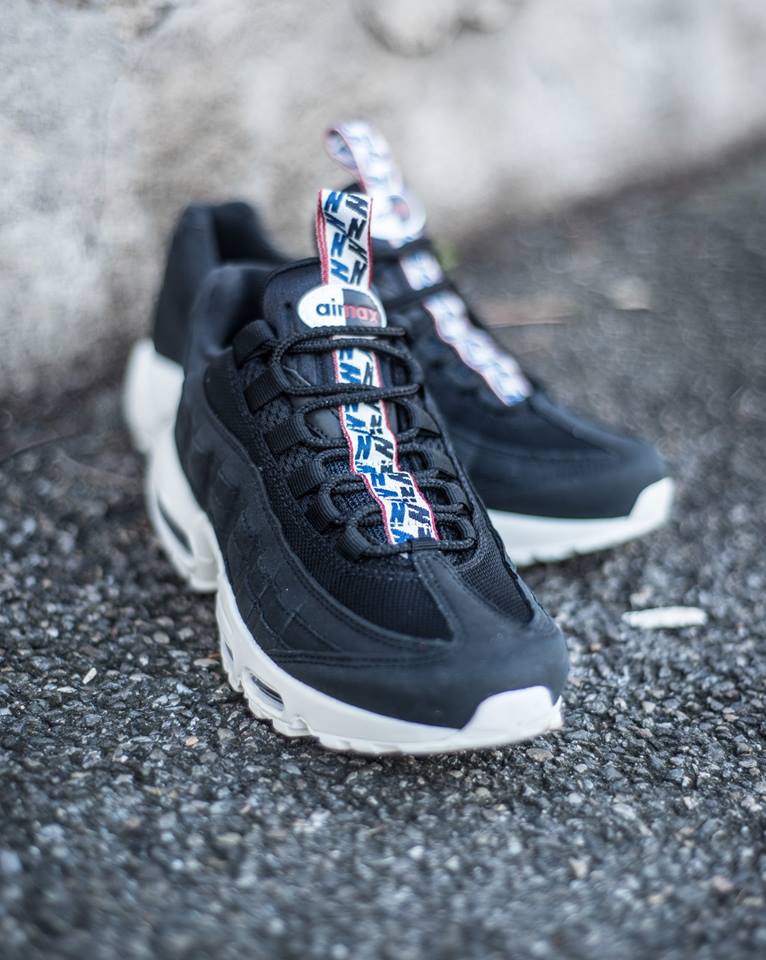 air max 95 pull tab black white