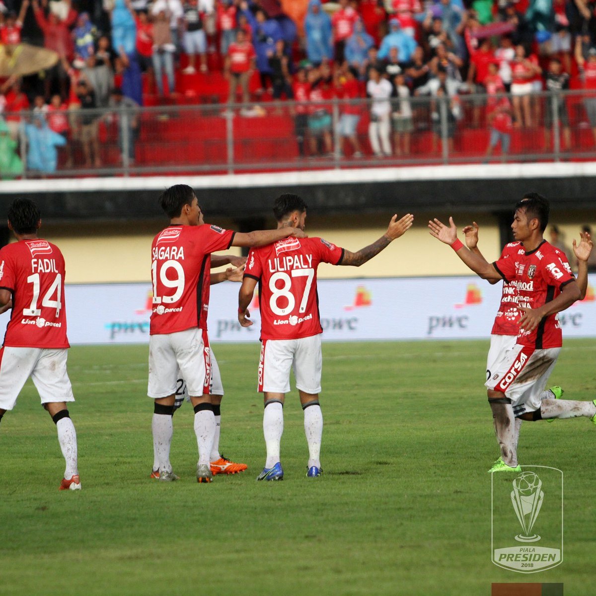 Bali United FC menjadi pemuncak klasemen grup D dengan tidak terkalahkan seperti halnya Mitra Kukar di grup B.

Serdadu Tridatu juga menyandang tim paling produktif selama babak penyisihan dengan koleksi 9 gol.

Stefano Lilipaly menjadi top skor sementara dengan koleksi 4 gol.