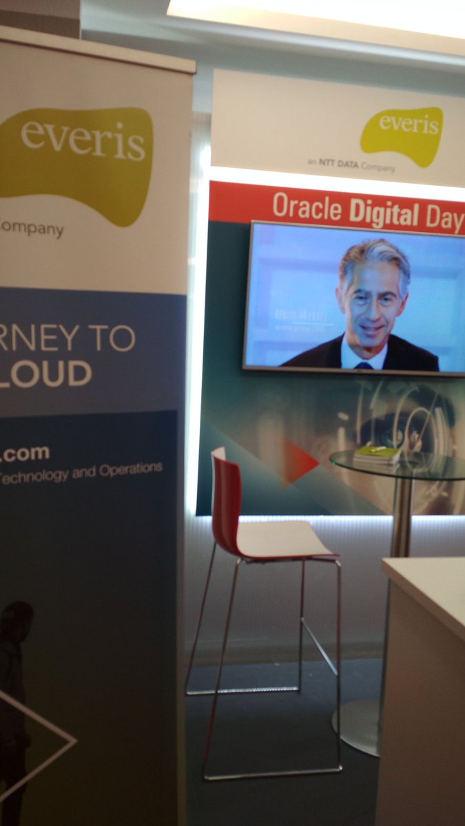 ACperezleon's tweet photo. Comienza Oracle Digital Day. El futuro es ahora. #oracle #everis https://t.co/sVKWJp07Sr