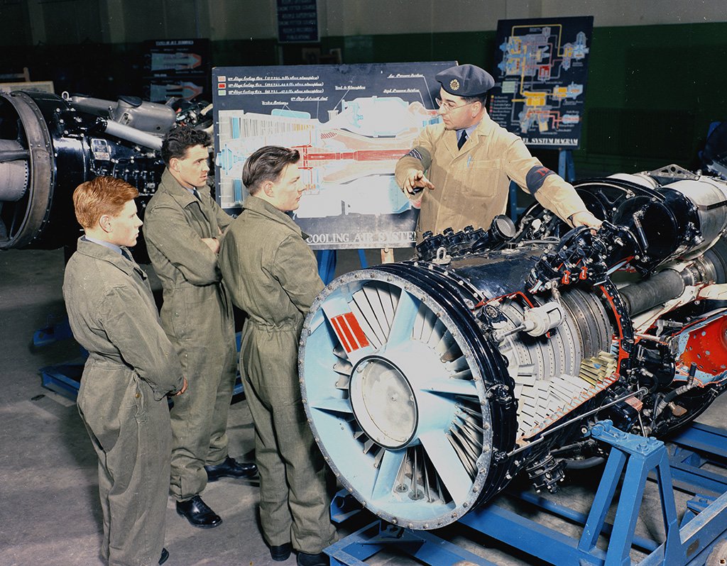 An instructor demonstrates the cooling system of a Rolls Royce Avon engine to trainee engine fitters at No 8 School of Technical Training at Weeton #OnThisDay 1961