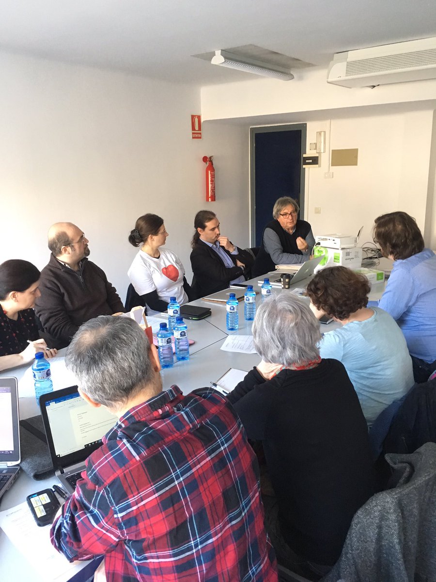 MMACA_cat's tweet photo. Activitats primer dia de 3a trobada projecte #Mathspaces @EUErasmusPlus a Cornellà de Llobregat https://t.co/xCPNExaHpt