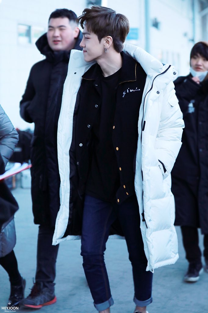 HeyJoon_Rubin's tweet photo. 180125 출근. 
180126 MIXNINE FINAL. 
#이루빈 #루빈 #믹스나인 #왕자님 

꿈같은 3개월. 꿈같은 2년. https://t.co/z6C9qNsdBk