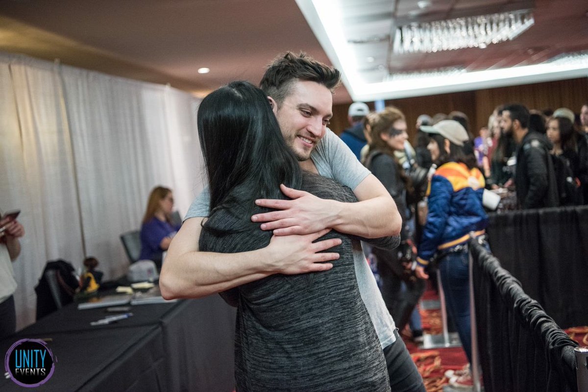 elisalck's tweet photo. Thank you @UnityEventsCA for capturing my hug with @RichardSHarmon on camera 😍
#UNITYDAYS2018 https://t.co/s0Uc6BEhp2