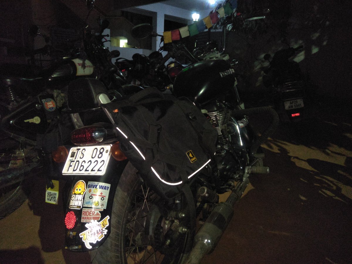 Varundewal's tweet photo. Congratulation P John for winning the two awards for "Best Photograph" and "Best Female Photograph" during #ShutterGears 2018. Thank you #RaidaGears for sponsoring the Saddlebag to the winner.
#RoadThrill
#RTHyderabad
#MotographyContest
#photography #biking https://t.co/nE33oL1OFA