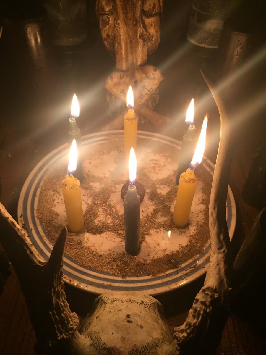 pinko_fag's tweet photo. Hey, I’m kinda short on money all the time because of no job, so if you’re interested I’m offering custom spellwork. The starting price is $15. DM me if you’re interested! https://t.co/yWWDErrH0z