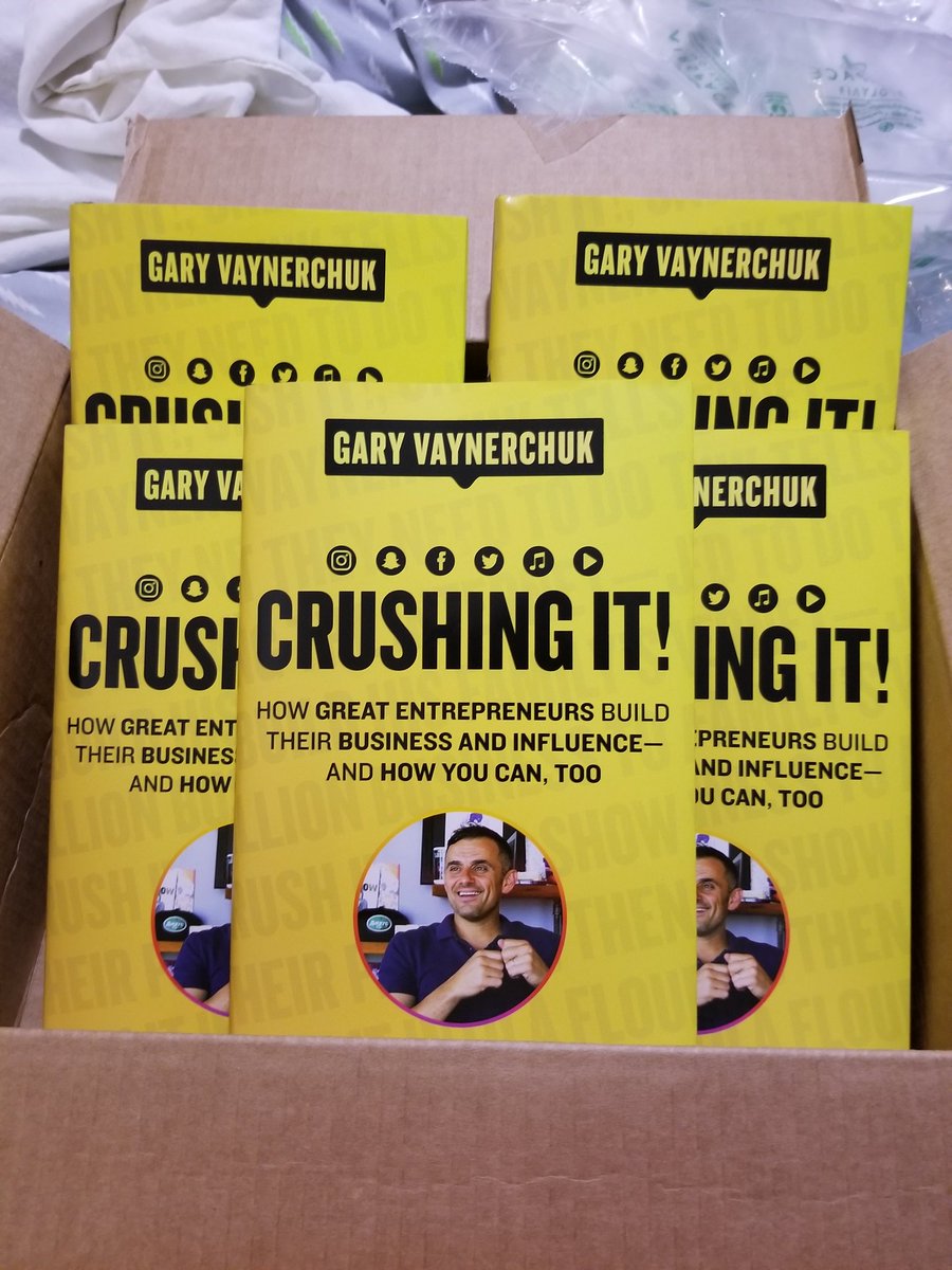 CoachPabon's tweet photo. Got my @garyvee books fm @amazon #5Copies ▪Can't wait to put the info into action, & give the extra ones as #gifts.
▪I might even do a #random #giveaway of 1-copy of the book. 🤔
#ThoughtProcess #Mindset #Hustle #CoachPabon #SiemprePalante #CrushIt #CrushingIt
#CrushedIt https://t.co/PXv5NLn2cd