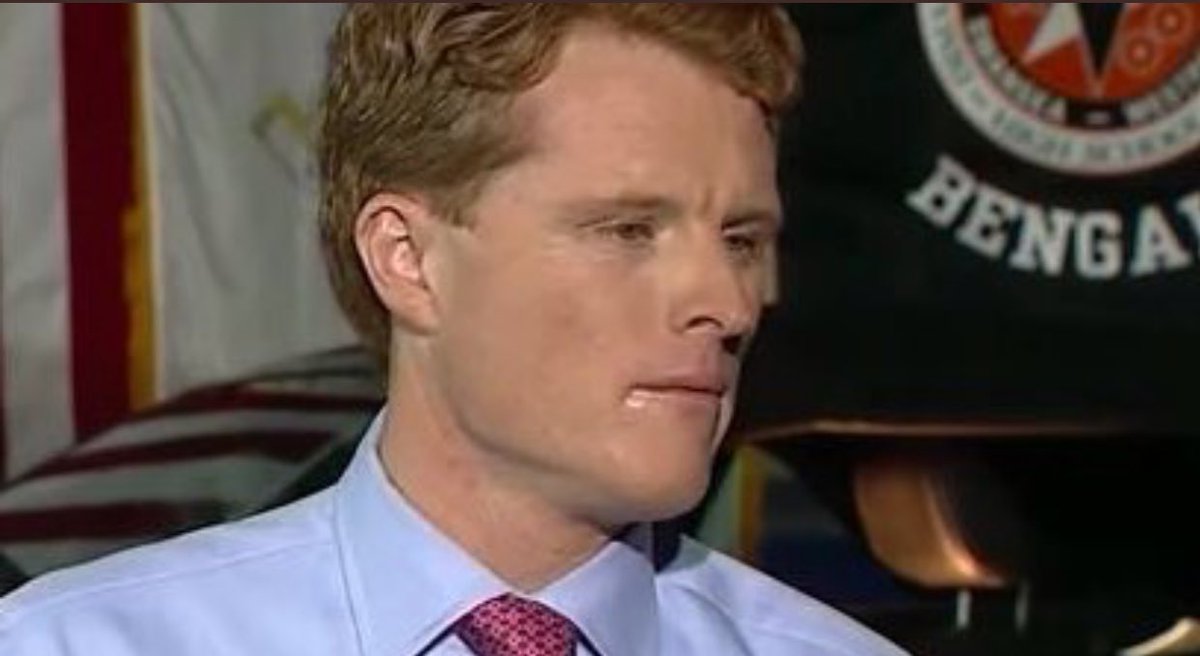 AmericanAlumni's tweet photo. Hey joey when you throw a fake tantrum you’re supposed to cry with your eyes not your mouth bud. https://t.co/BavX8NeyX7