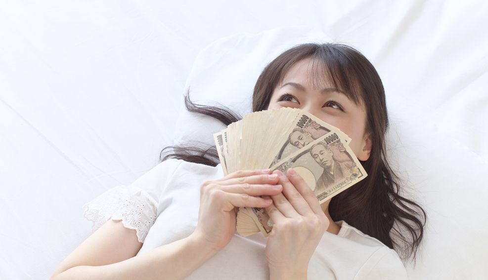 以前に比べて「副業」というものがかなり身近なものになってきてるなって感じる

それは誰もがネットに繋がって、ハイテクノロジーな機器を持つことができてるからなんだよな〜

まだ「副業なんて...」て勘違いして嫌悪してる人は正直もったいないですね🤔