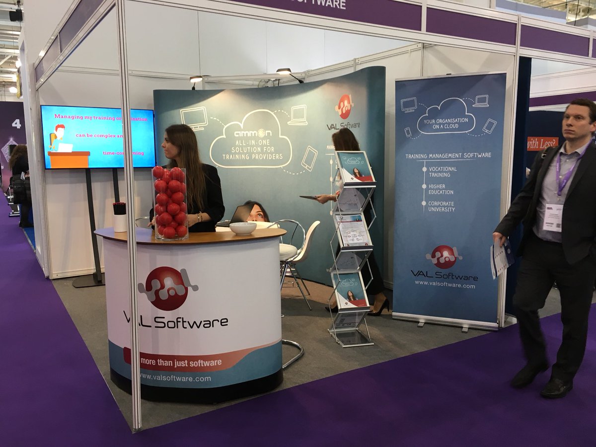 arabary's tweet photo. @ValSoftware présent au salon Learning Thechnologies a  Londres #rh #sirh #learning https://t.co/FhCJou1ehr