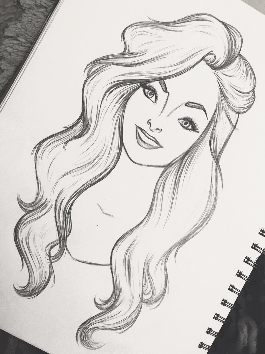 kanneart18's tweet image. a sketch that turned a full on drawing of @HatsyYT ! i actually attempted to draw her a few months ago, but it didn’t turn out to be anything i was proud of. so here’s to attempt number 2! #hatsy #thesims #youtuber #art #drawing #pencil #fanart