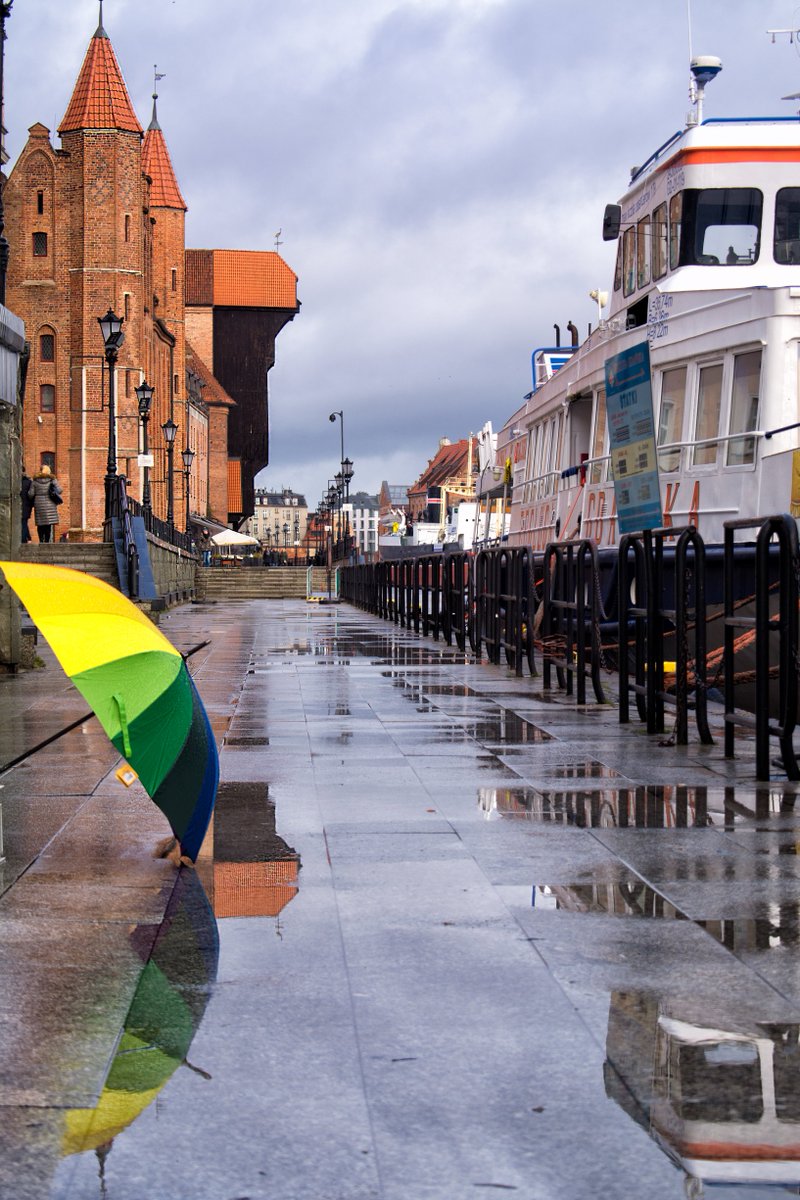 Dzień dobry #Gdansk! 😇 Witamy w środowy poranek życząc spokojnego dnia 👋  fot. A. Adamski