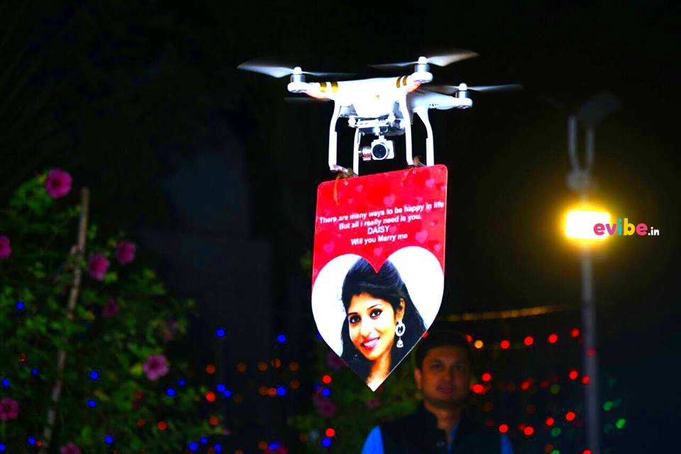evibeIn's tweet photo. Thinking about how to propose your love this valentine's day? Don't freak out we are here with unique drone proposal which will flatter your sweetheart for sure. 

Book here: https://t.co/P7MX3f42Ef

#Surpriseplanners https://t.co/ckw6AW5bPZ