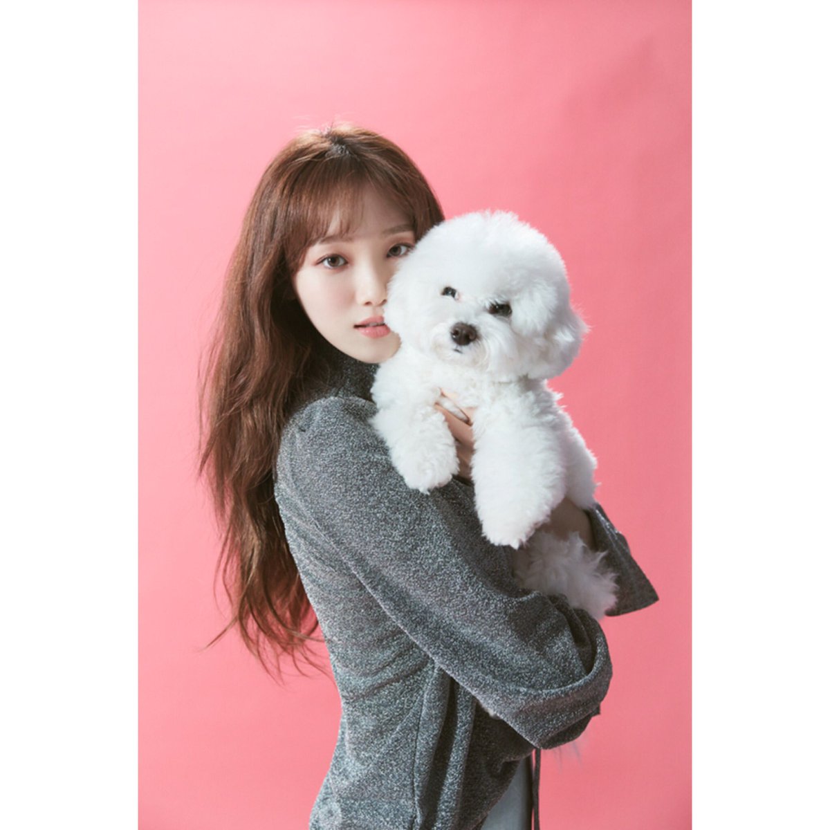 always_biblee's tweet photo. ➿
[POST] 이성경 - 지칠 줄 모르는 열일요정 ... 이성경은 365일 미모성수기 ♬

@heybiblee 
cr.YGSTAGE
#YGSTAGE #STAGEPOST 
#이성경 #李聖經 #leesungkyung #イソンギョン https://t.co/O9vq4WWae5