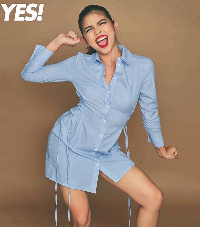 MaineMendozaPH3's tweet photo. Q: If you could trade bodies with someone from the opposite gender for a day, who would you choose?
For more of Maine's quick and witty replies get a copy of #YESFebruary2018, where she gamely answers 100 random questions
#YESxMaine #MAINEforYESMagazine
@mainedcm #MaineMendoza https://t.co/QKbIlkadRZ