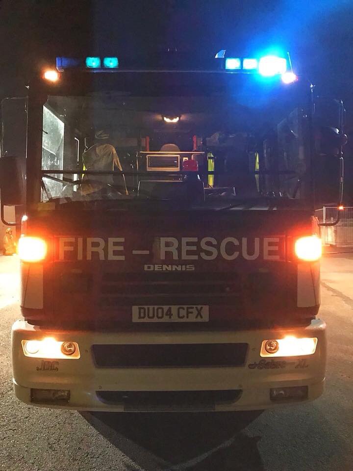 SFRS_MDrayton's tweet image. TRAINING last night involved testing our response to a #PersonsReported #PropertyFire 🔥🚒 Crews in #BA successfully rescued simulated casualties👩🏻‍🚒👨🏻‍🚒👍🏻 #IncidentCommand #BAProcedures #TeamWork