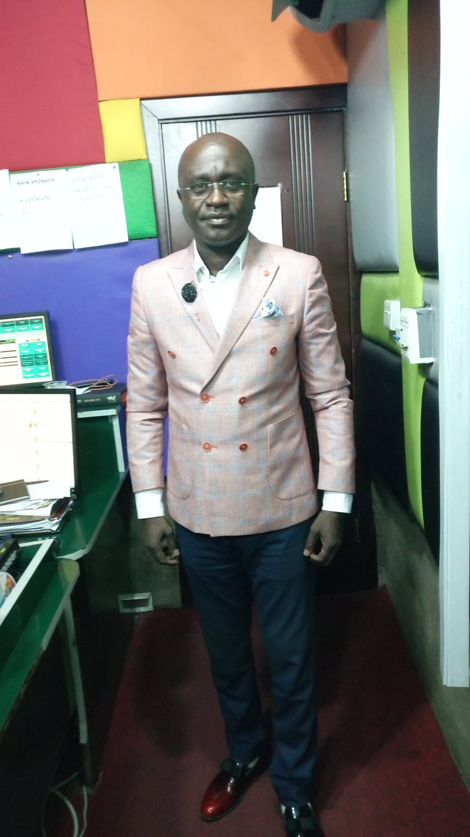 Okay1017fm's tweet photo. Topic On Discussion Today :-

***Cash for seat c'ttee to submit report today. 

***Martin Amidu faces Appointments c'ttee on February 13.

Good Morning and Welcome to the best show on morning radio. This is the #adeakyeabia with host Kwame Nkrumah Tikese. https://t.co/vIpnyth2ah