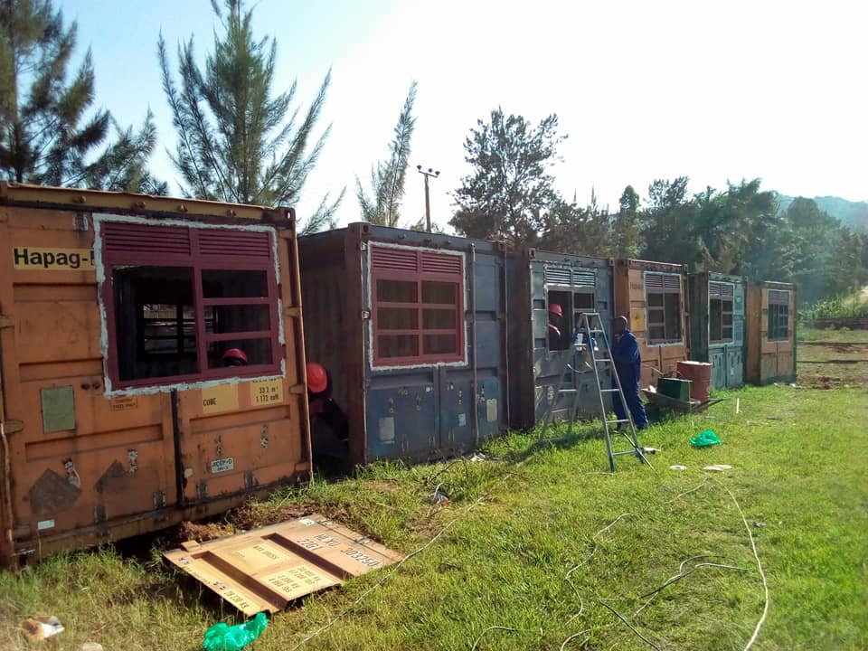 emfloj's tweet photo. Do you have a company, challenged with how to make the available containers into offices or other buildings of value? At EMFLO, we are experts in turning you containers into valuables for your company! https://t.co/WChA8C4PZO