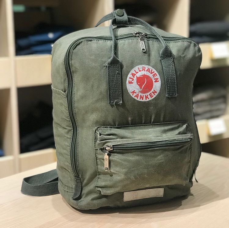 My Fox Bag on X: Bespoke your #kanken with some interesting pins and send  us your pictures #mykankenbag official worldwide partner #fjallraven check  out our first uk store in #manchester #fjallravenmanchester   /