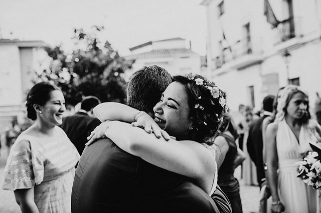 cuadriga_ea's tweet photo. P&S
.
.
.
#cuadrigaea #fotoboda #bride #cuadrigafoto #photography #boda #wedding #weddingday #weddingspain #fotografoboda #fotografobodacaceres #weddingphotographer #boda #fotografodebodaextremadura #love #photooftheday #unionwepmember https://t.co/3d0H1xvpLq https://t.co/bDomELIGkC