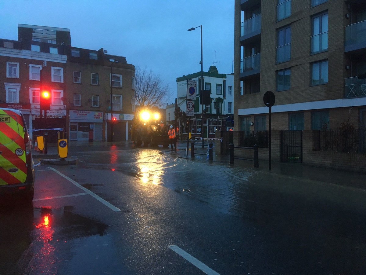 Our engineers have been on site in #ShepherdsBush since the early hours of the morning. We've identified the issue and are now reducing the flow of water to stop the flooding and will begin the repair as soon as possible. Thank you for your patience
