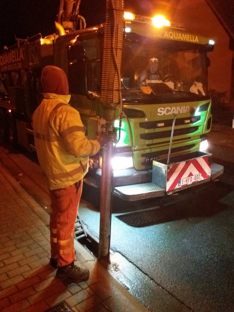 Vanaf vandaag worden 2 weken lang alle Haaltertse straatkolken gereinigd. Op die manier kan het water van de straten en uit de goten vlot afgevoerd worden naar de riolering. Op sommige locaties zullen er tijdelijk parkeerverboden geplaatst worden.