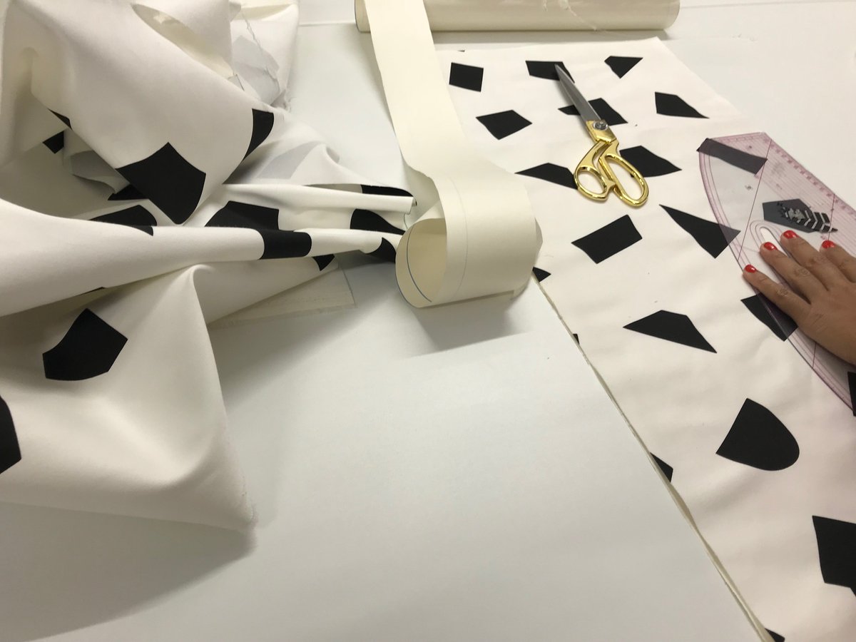 Launch of <a href="/3RPrintSpace/">3rd Rail Print Space</a> at <a href="/peckhamlevels/">Peckham Levels</a> with live screen-printing of <a href="/camille_walala/">Camille Walala</a> tote bags and <a href="/kangan_arora/">Kangan Arora</a> cushions .  Also featuring <a href="/3rdrailclothing/">3rd Rail Ltd</a> gallery shop of <a href="/misterpenfold/">mr penfold</a> and <a href="/Lynnie_Z/">lynnie z</a> fredbutlerstyle.blogspot.co.uk/2018/01/wednes…