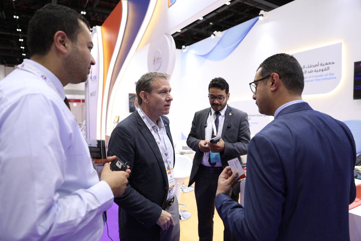 alterna_eg's tweet photo. Business Development &amp; HIS teams responding to questions from visitors inside ALTERNA's booth at the Arab Health 2018 Conference. #Day2 #Alterna #ArabHealth2018 #HIS #Heathcare #Dubai https://t.co/xxEsQge7Vd