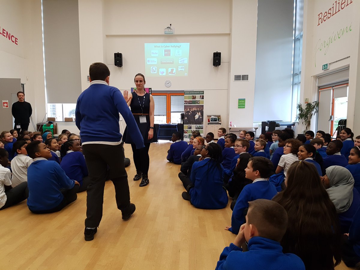BeechFoxfield's tweet photo. Thank you to @touringschools for delivering a great workshop about e-safety and cyber bullying. @foxfield https://t.co/ZjnPT5ltdo
