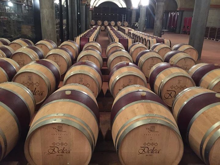 DeleaVini tweet media